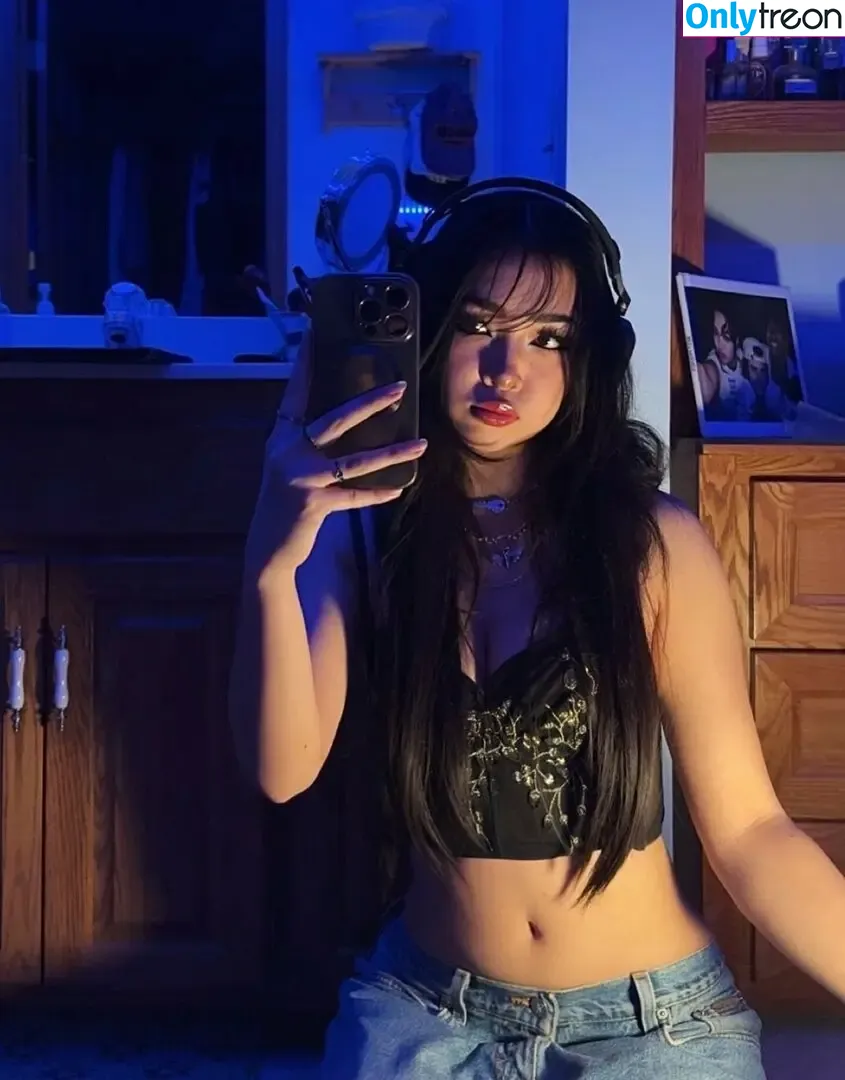 Natalie Tran nude photo #0122 (itsnatalietran)