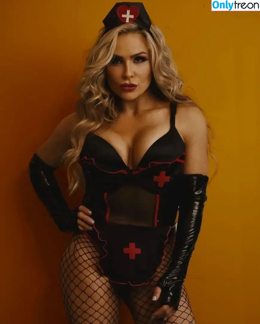 Natalya Neidhart nude photo #0793 (Wwe / jenni-neidhart / natalya_boat)