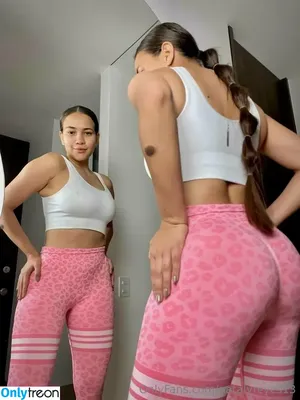 natalyreyes13 / natalyyyes nude photo #0024