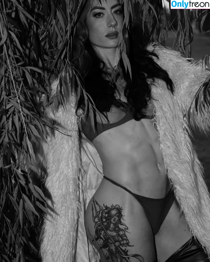 Natasha Aughey nude photo #0149 (natashaaughey / natashaughey_)