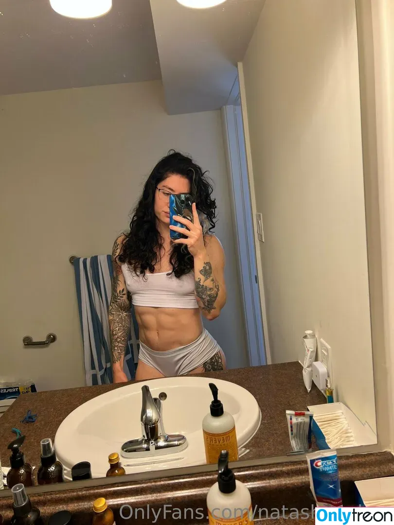 Natasha Aughey nude photo #0165 (natashaaughey / natashaughey_)