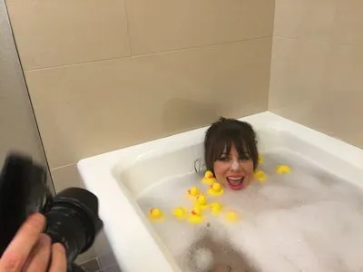 Natasha Leggero / natashaleggero фото голая #0021