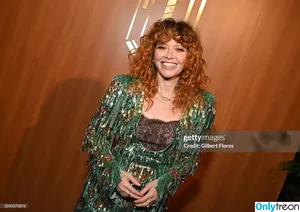 Natasha Lyonne / nlyonne фото голая #0251
