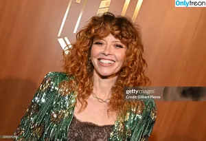 Natasha Lyonne / nlyonne фото голая #0253