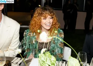 Natasha Lyonne / nlyonne фото голая #0254