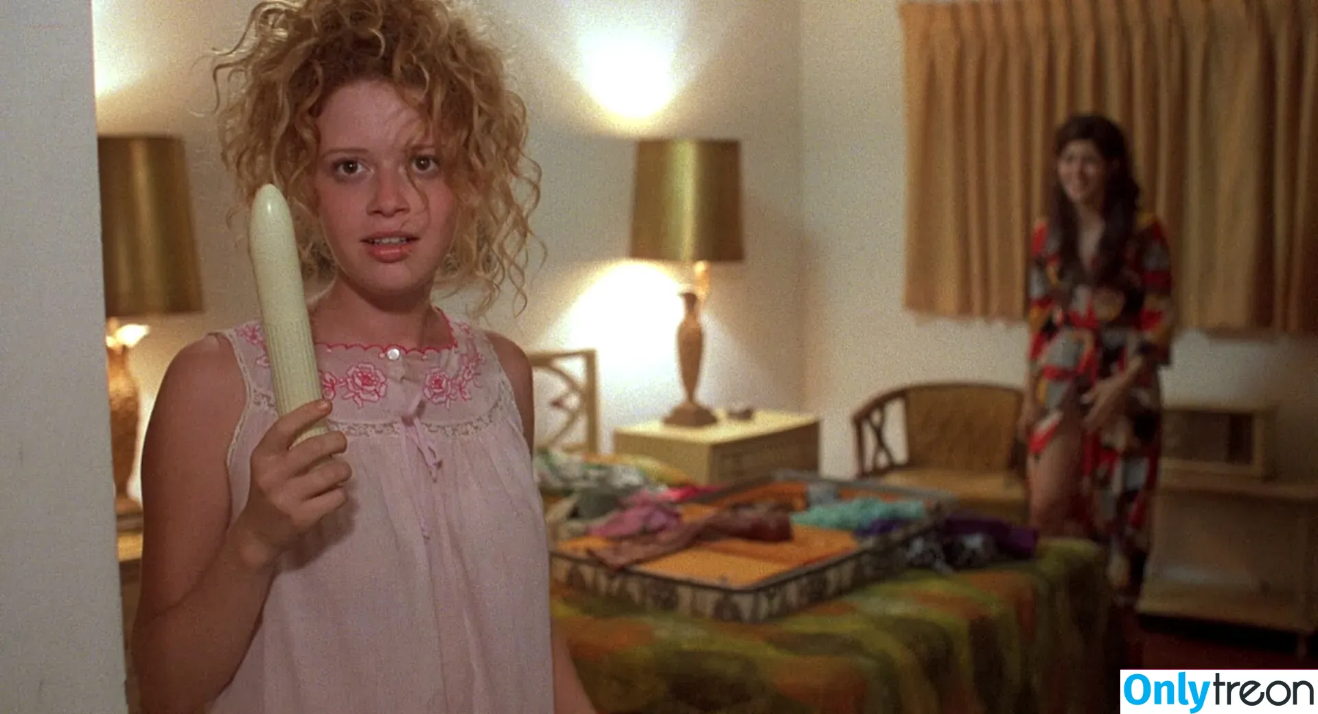 Natasha Lyonne nude photo #0039 (nlyonne)