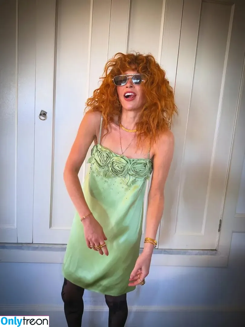 Natasha Lyonne nude photo #0241 (nlyonne)