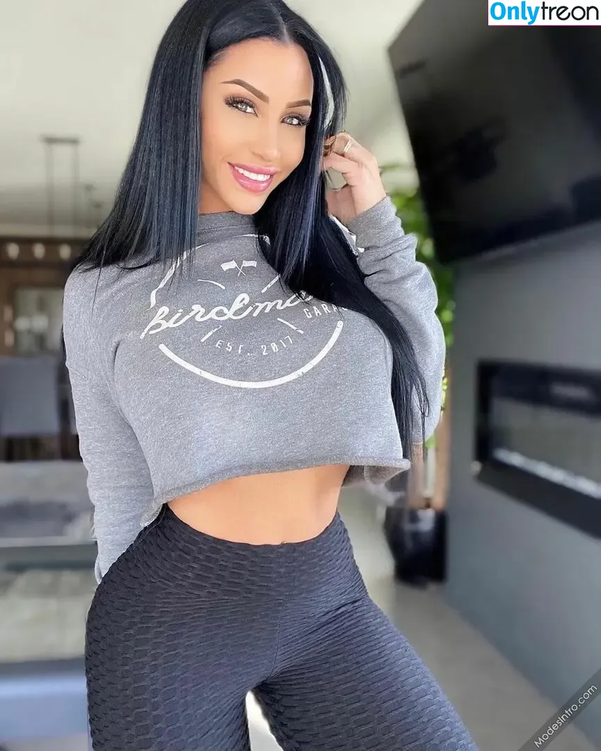 Natasha Noelle nude photo #0140 (natashanoelle / natashanoelle__)