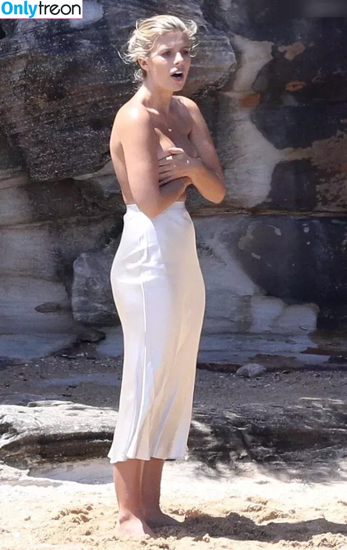 Natasha Oakley nude photo #0267 (tashoakley)
