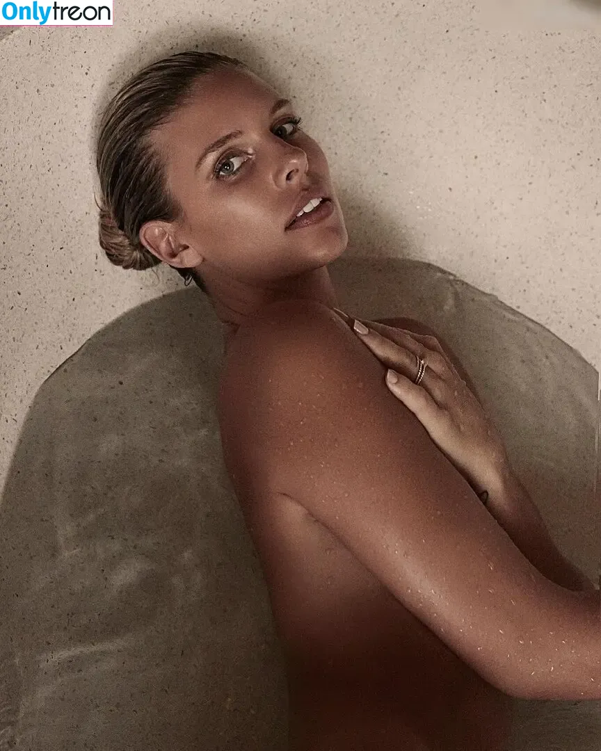 Natasha Oakley голая photo #0754 (tashoakley)