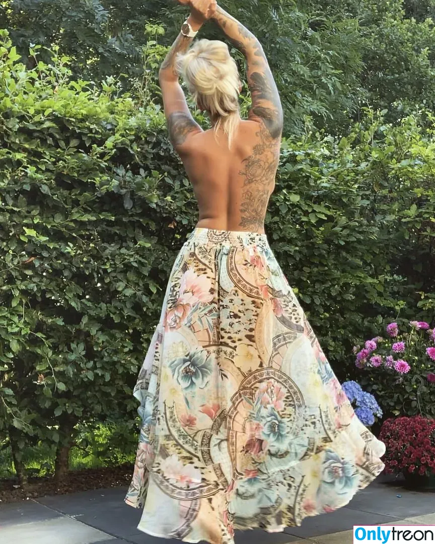 Natasha Thomsen голая photo #0143 (Natashakt7 / natasha_k_t)