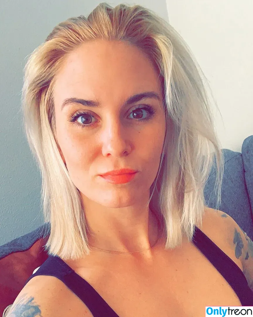 Natasha Thomsen голая photo #0152 (Natashakt7 / natasha_k_t)
