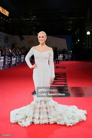 Nathalie Emmanuel / missnemmanuel / nathalieemmanuel фото голая #0434