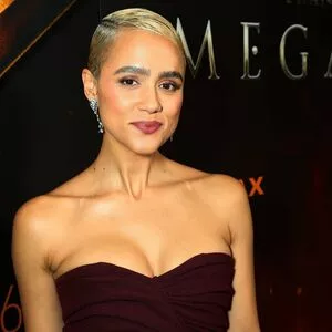 Nathalie Emmanuel / missnemmanuel / nathalieemmanuel фото голая #0452