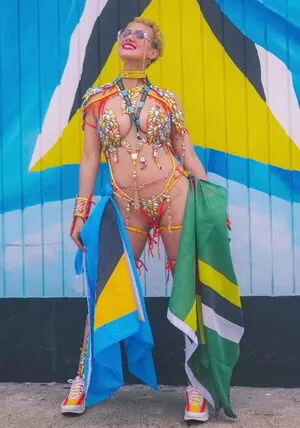 Nathalie Emmanuel / missnemmanuel / nathalieemmanuel фото голая #0485
