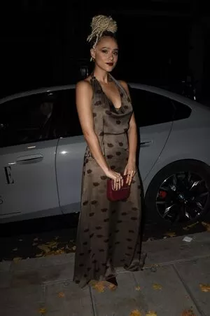 Nathalie Emmanuel / missnemmanuel / nathalieemmanuel фото голая #0515