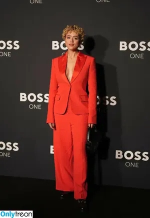 Nathalie Emmanuel / missnemmanuel / nathalieemmanuel фото голая #0549