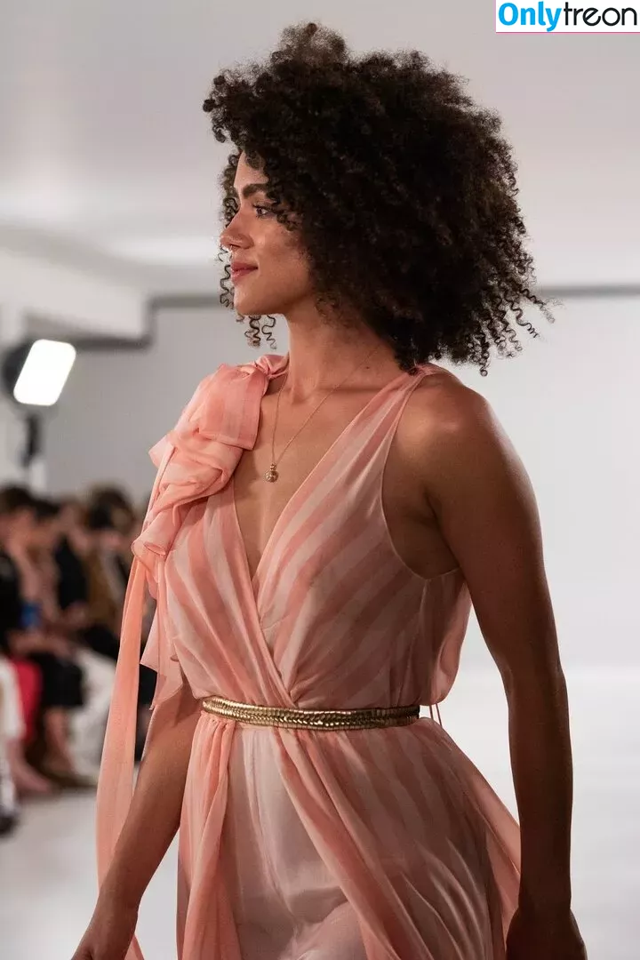 Nathalie Emmanuel голая photo #0301 (missnemmanuel / nathalieemmanuel)