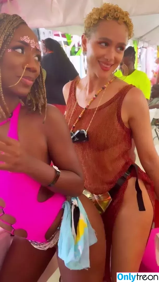 Nathalie Emmanuel голая photo #0333 (missnemmanuel / nathalieemmanuel)