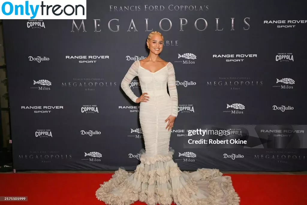 Nathalie Emmanuel голая photo #0420 (missnemmanuel / nathalieemmanuel)