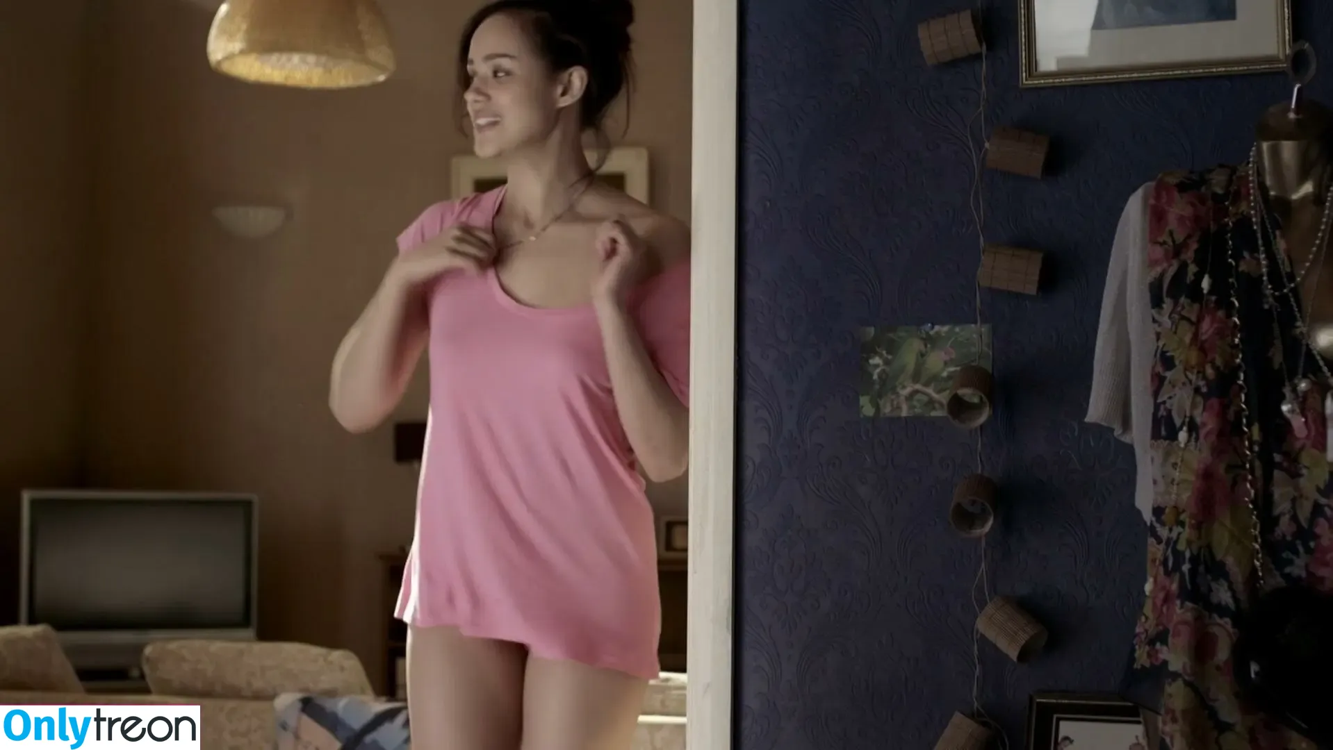 Nathalie Emmanuel nude photo #0603 (missnemmanuel / nathalieemmanuel)