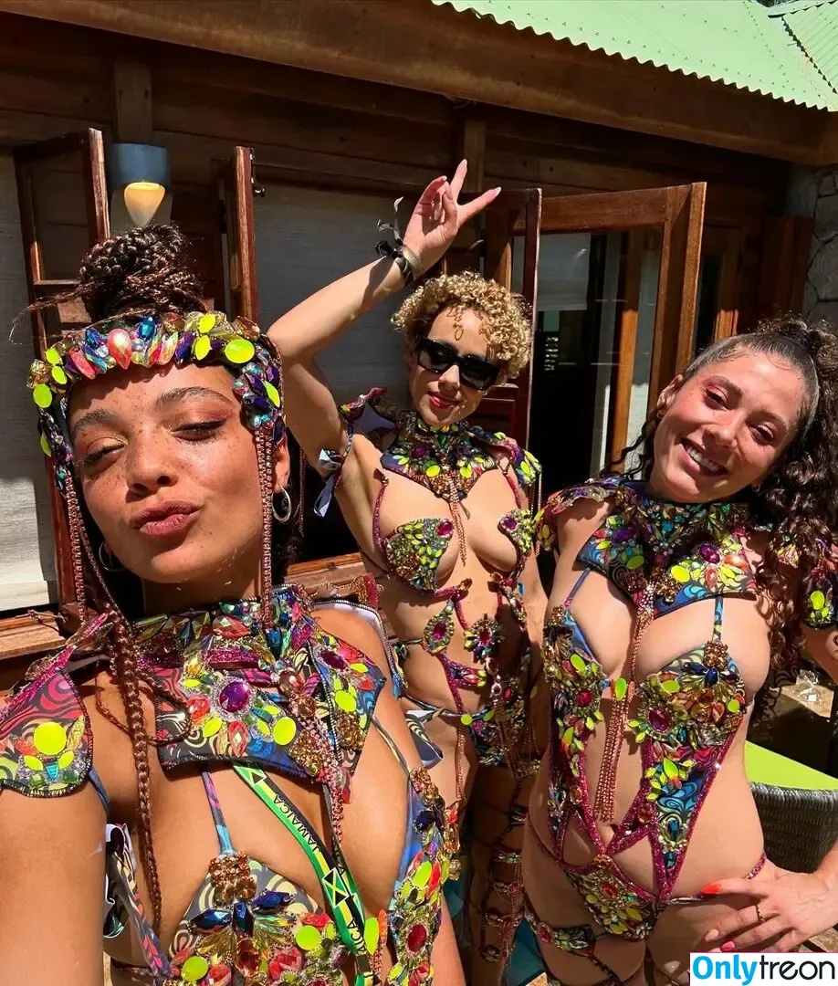 Nathalie Emmanuel nude photo #0628 (missnemmanuel / nathalieemmanuel)