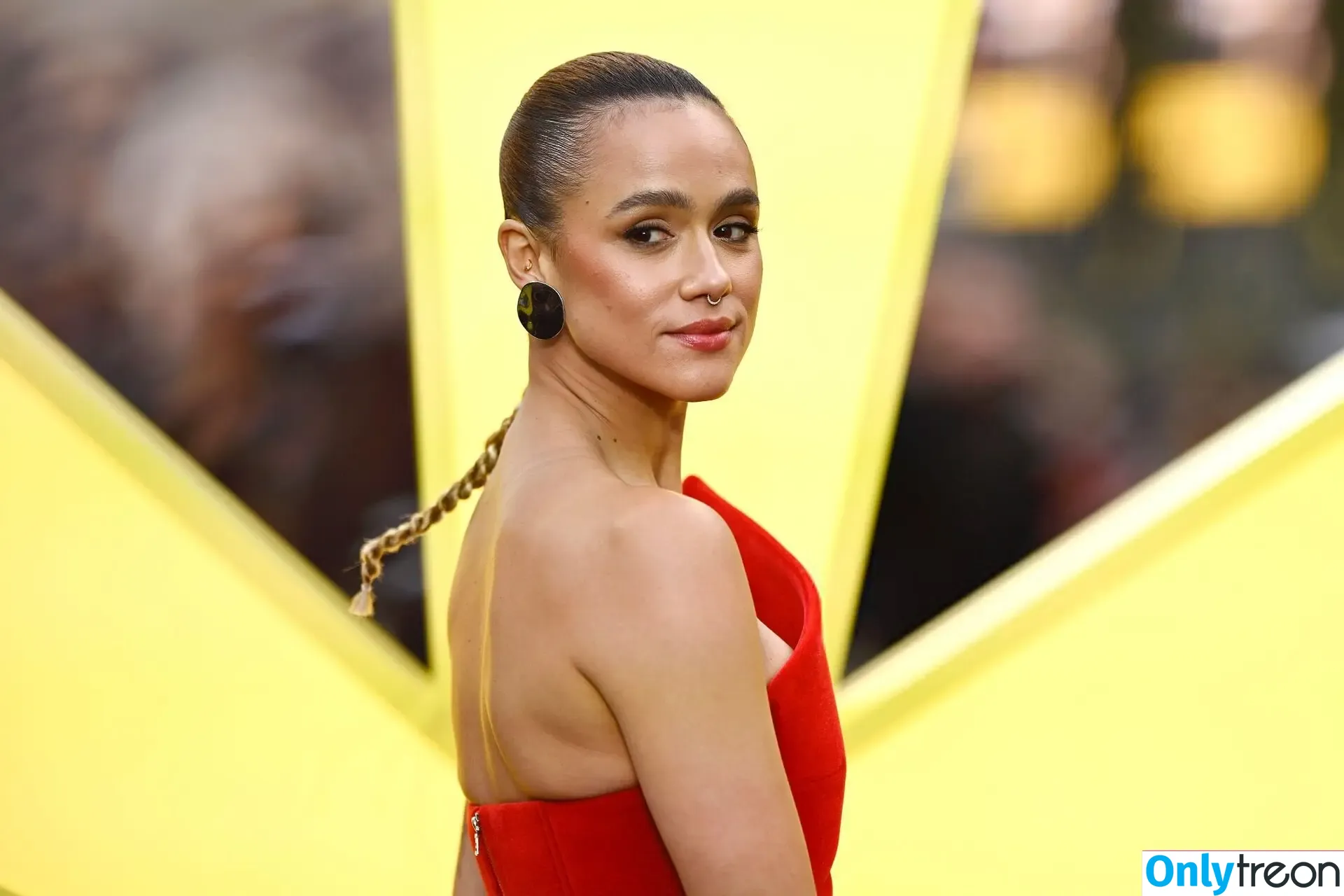 Nathalie Emmanuel nude photo #0645 (missnemmanuel / nathalieemmanuel)