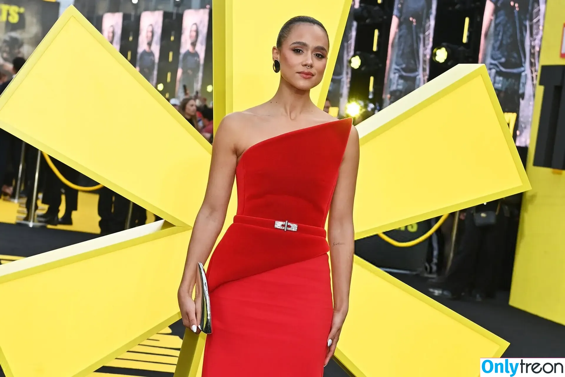 Nathalie Emmanuel nude photo #0646 (missnemmanuel / nathalieemmanuel)
