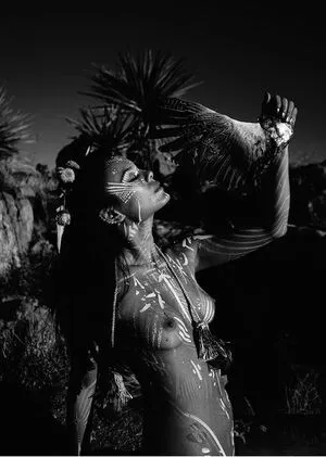 Nathalie Kelley / natkelley nude photo #0001