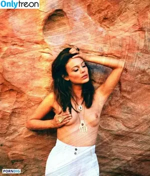 Nathalie Kelley / natkelley фото голая #0237