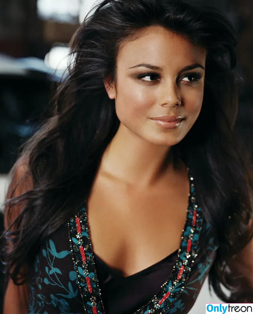 Nathalie Kelley nude photo #0078 (natkelley)