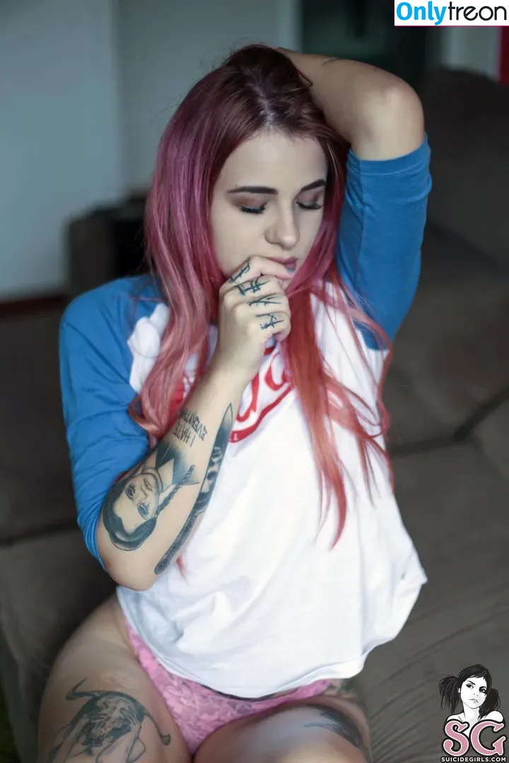 Nathi Suicide голая photo #0223 (nath.bisterco / nathisuicide)