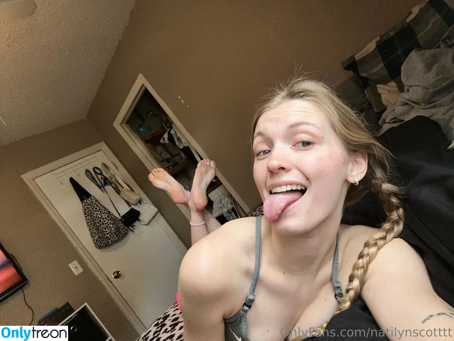 natilynscotttt голая photo #0014 (thenataliescott)