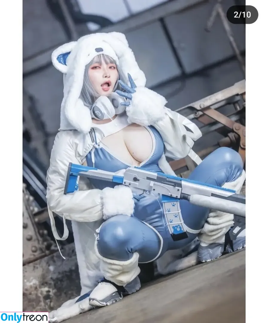 Natsucaos nude photo #0003 (natsucaos2)