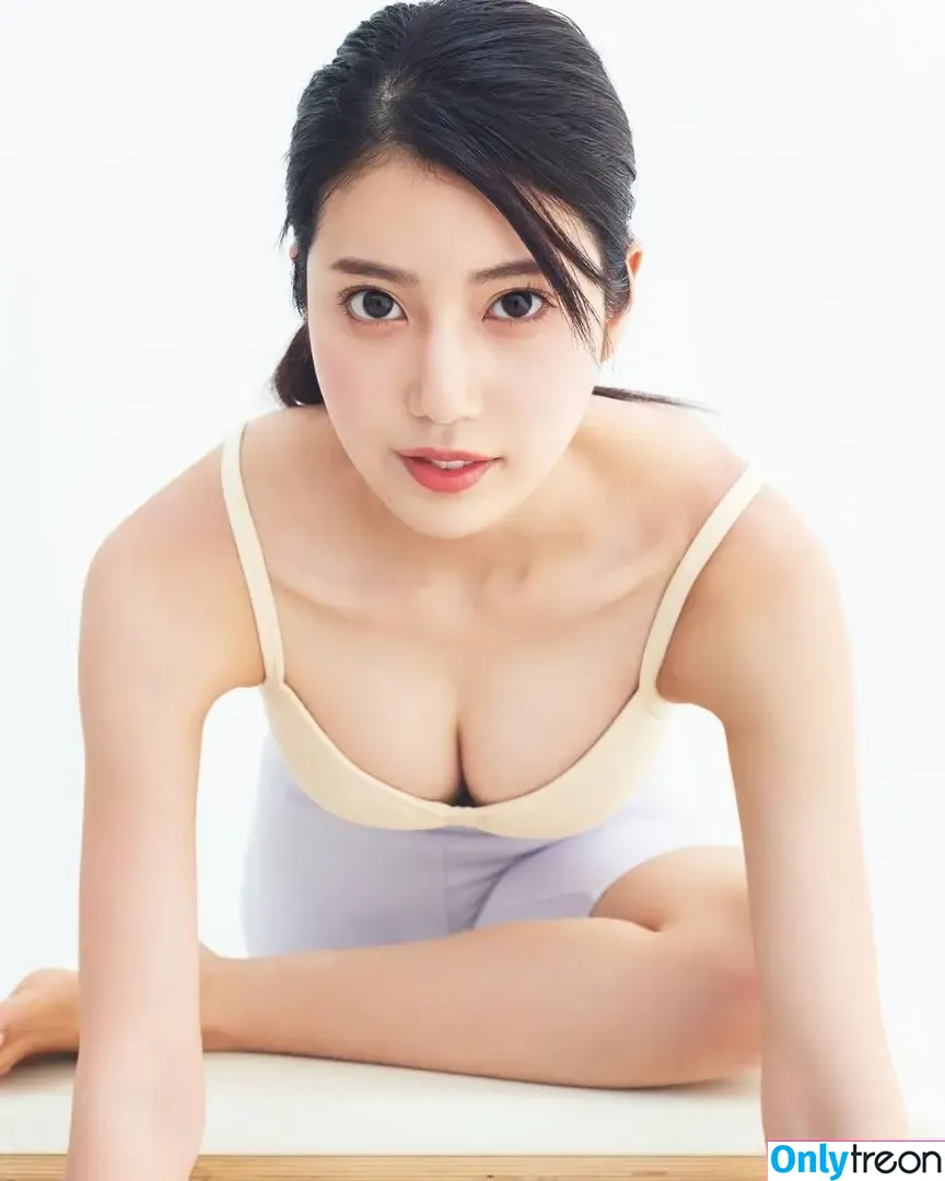 Natsuki Abe nude photo #0010 (i.am_natsuki_)