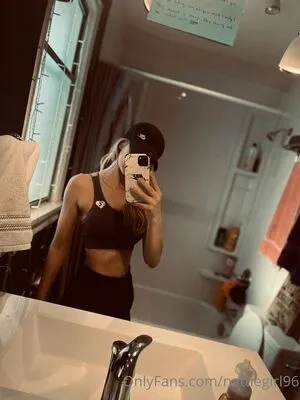 nattiegirl96 / nattie96 / notty.girl96 nude photo #0019