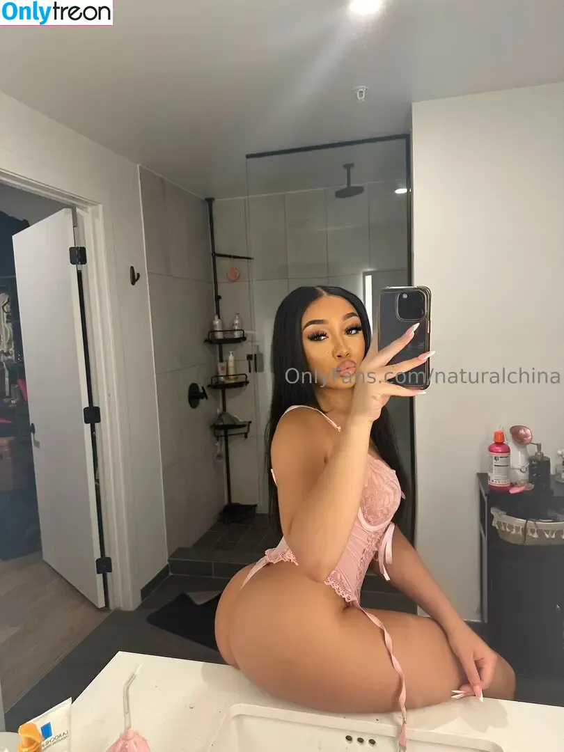 Naturalchina голая photo #1497 (Bubble Booty)