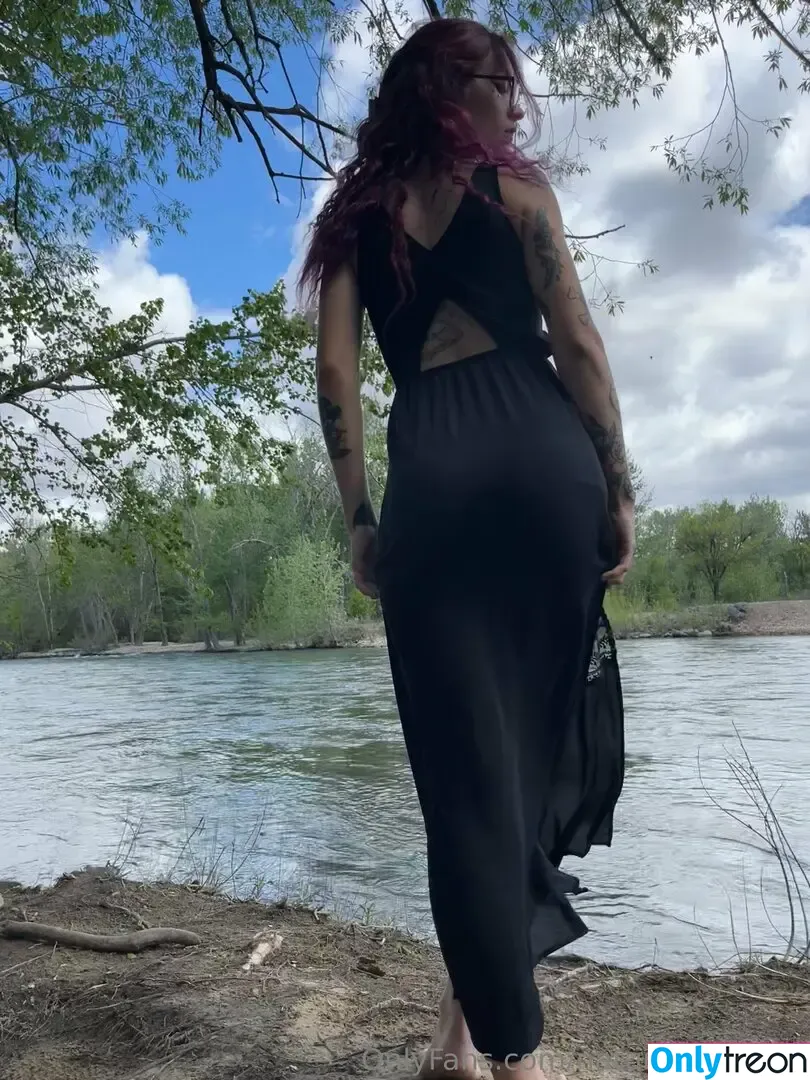 nature_nymphh nude photo #0007 (__naturenymphh__)