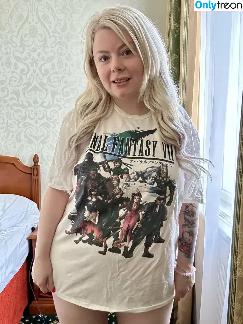 Naughty Danni голая photo #0122 (curvy_danni / curvydanni)