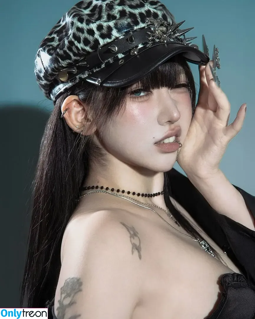 Naughty Rabbit nude photo #0352 ( / mynaughtybunny / naughty_rabbit_ / 박틴틴)