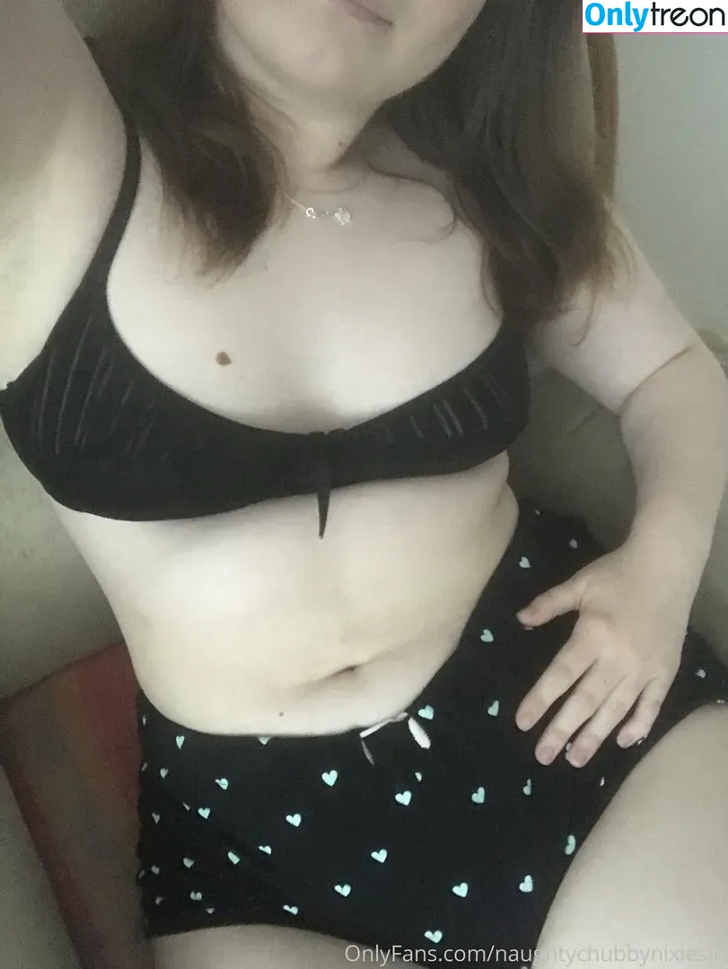 Naughtychubbynixiesin nude photo #0025 (Naughtychubbynixiesin)