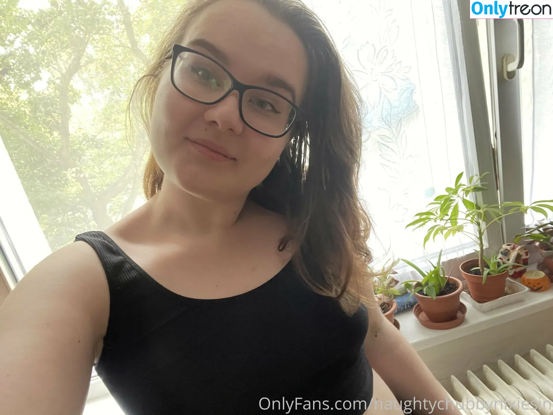 Naughtychubbynixiesin nude photo #0210 (Naughtychubbynixiesin)