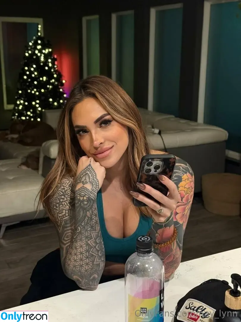 nay_lynn nude photo #0018 (nay_lynn)