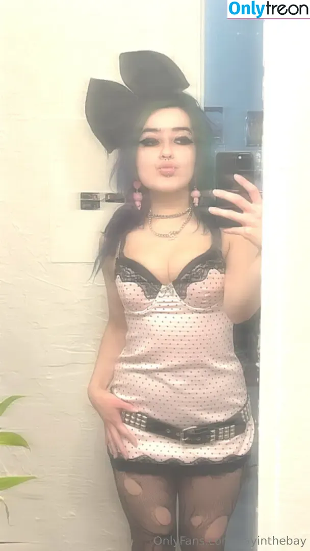 nayinthebay nude photo #0106 (nayinthebay)