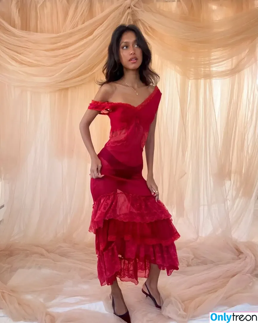 Naz Alam nude photo #0017 (nazzz0701)