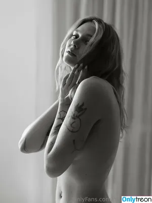ne.pidglyaday / ne_pidglyaday nude photo #0006