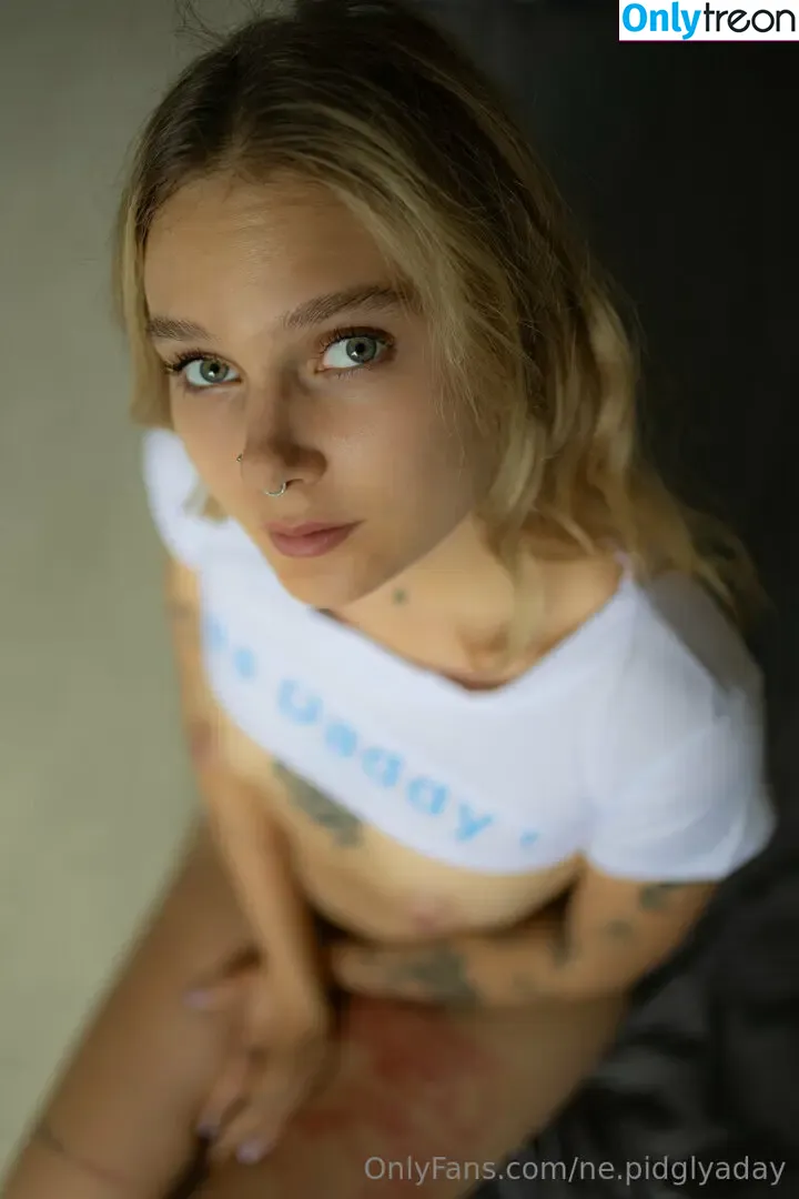 ne.pidglyaday nude photo #0043 (ne_pidglyaday)