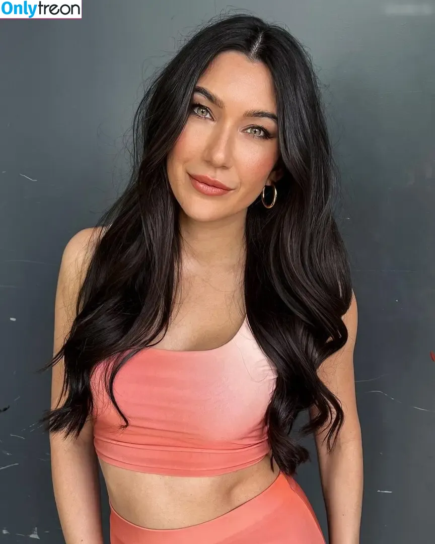 Neda Peemüller nude photo #0009 (neda.peemueller)