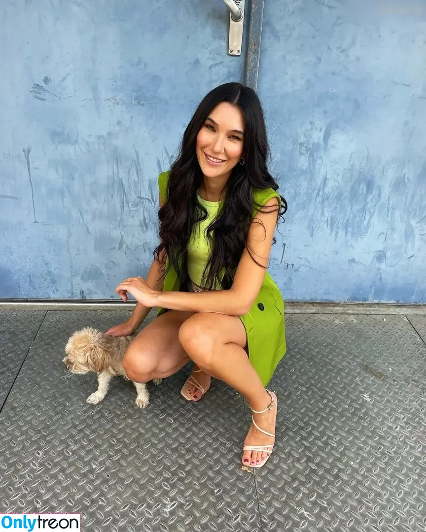 Neda Peemüller голая photo #0017 (neda.peemueller)