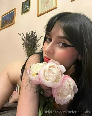 nefer_titi_xxx / nefertiti_2u фото голая #0207